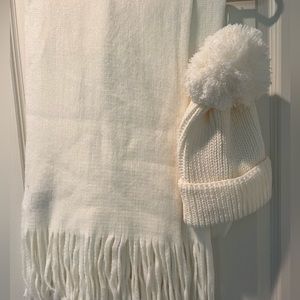 Steve Madden Women’s Hat and Scarf Set